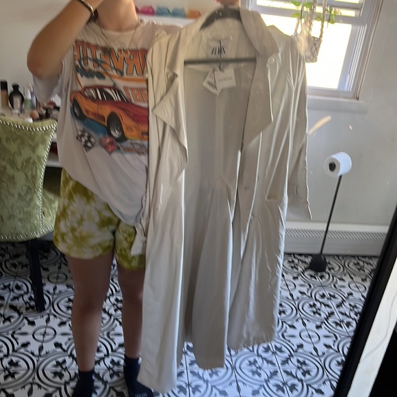 ZARA rain coat - Picture 8 of 8